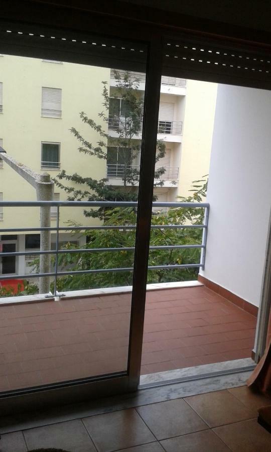 T2 Praia Da Rocha - Portimão Exteriör bild